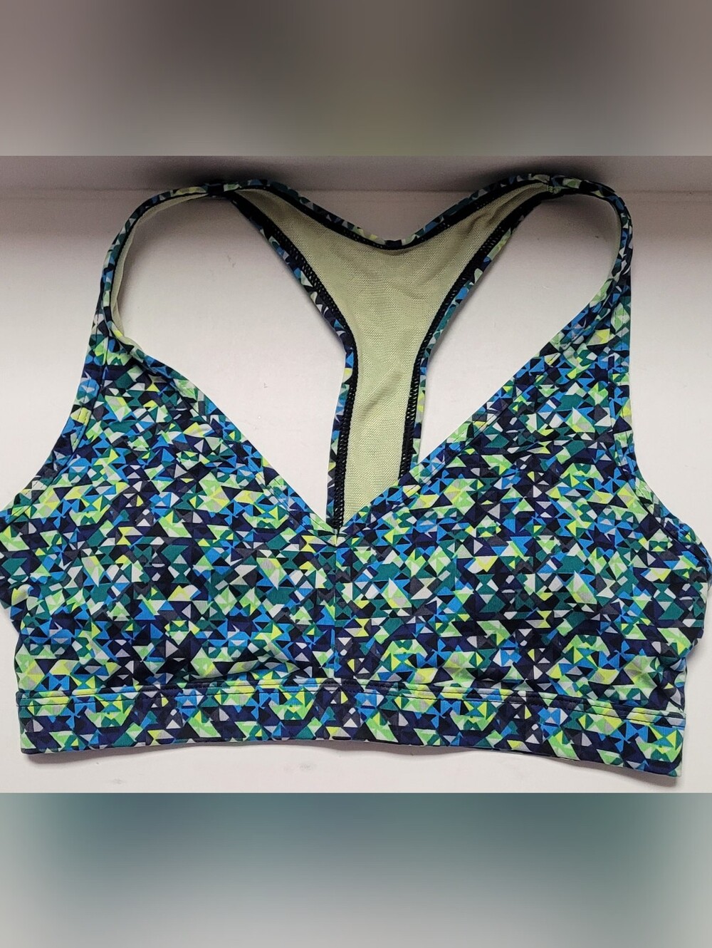 Victoria Sport Women's Geometric Sports Bra